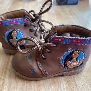 Disney Princess Pocahontas vintage 90s girl toddler shoes boots 6 1/2 Rare